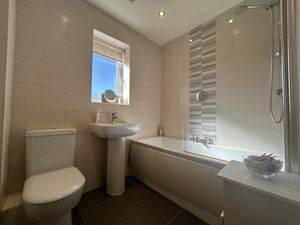 Photo 18- click for photo gallery